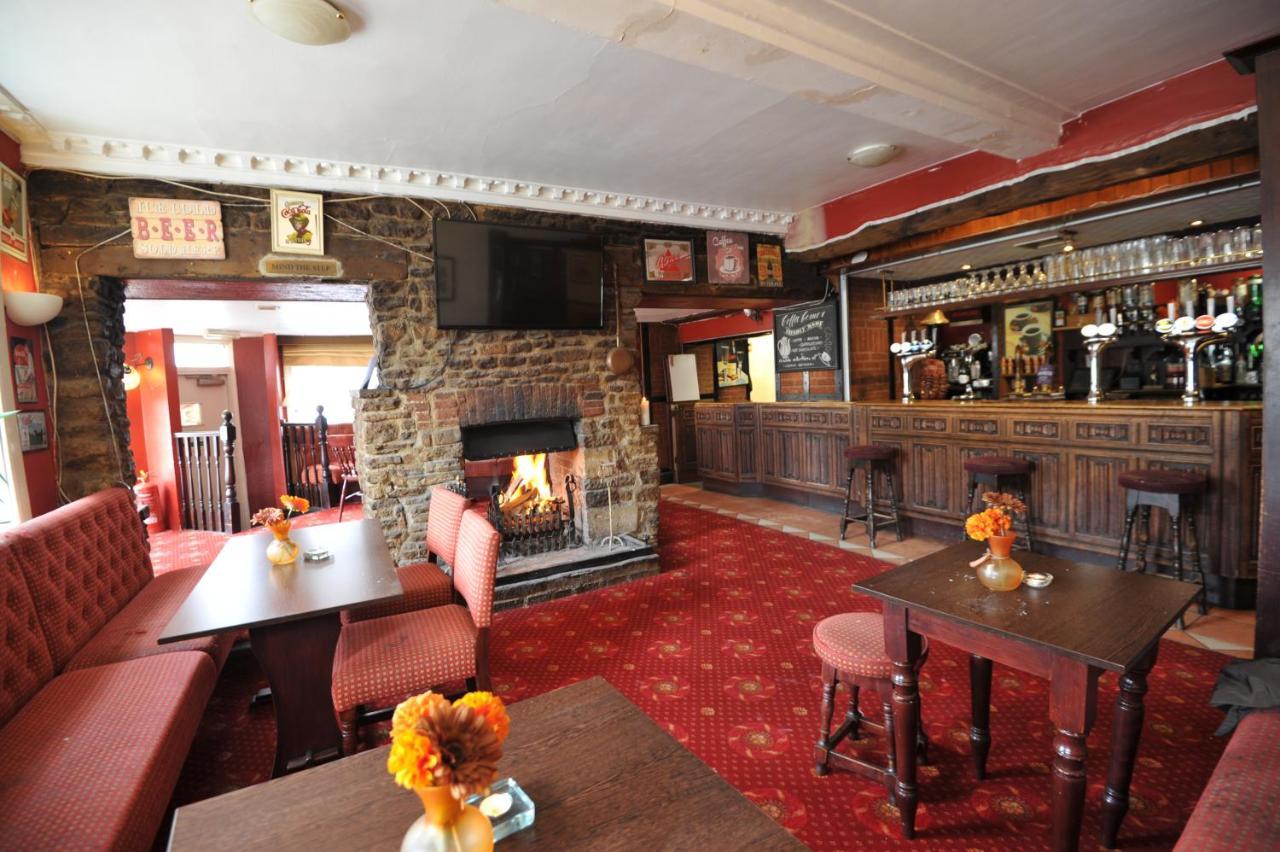 Crown Hotel Brackley Brackley  Exterior photo